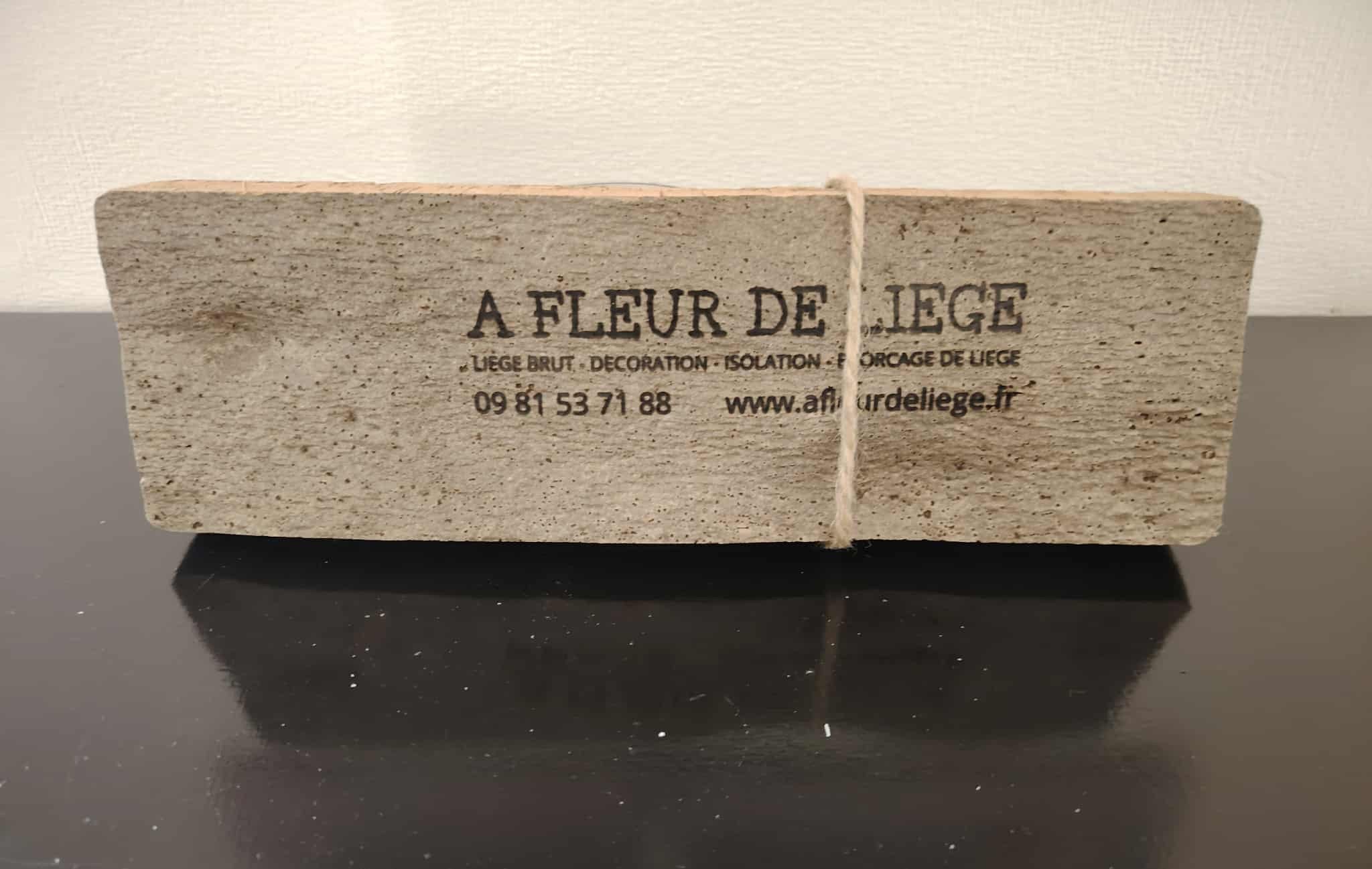 Bougeoir pour 3 bougies en liège - Elégance naturelle et éco-responsable